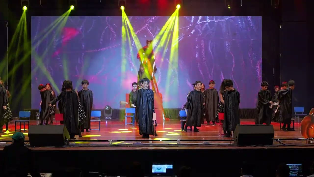 Annual Presentation: Booktopia – कहानियों की उड़ान | 2-C (AY : 2025-26)