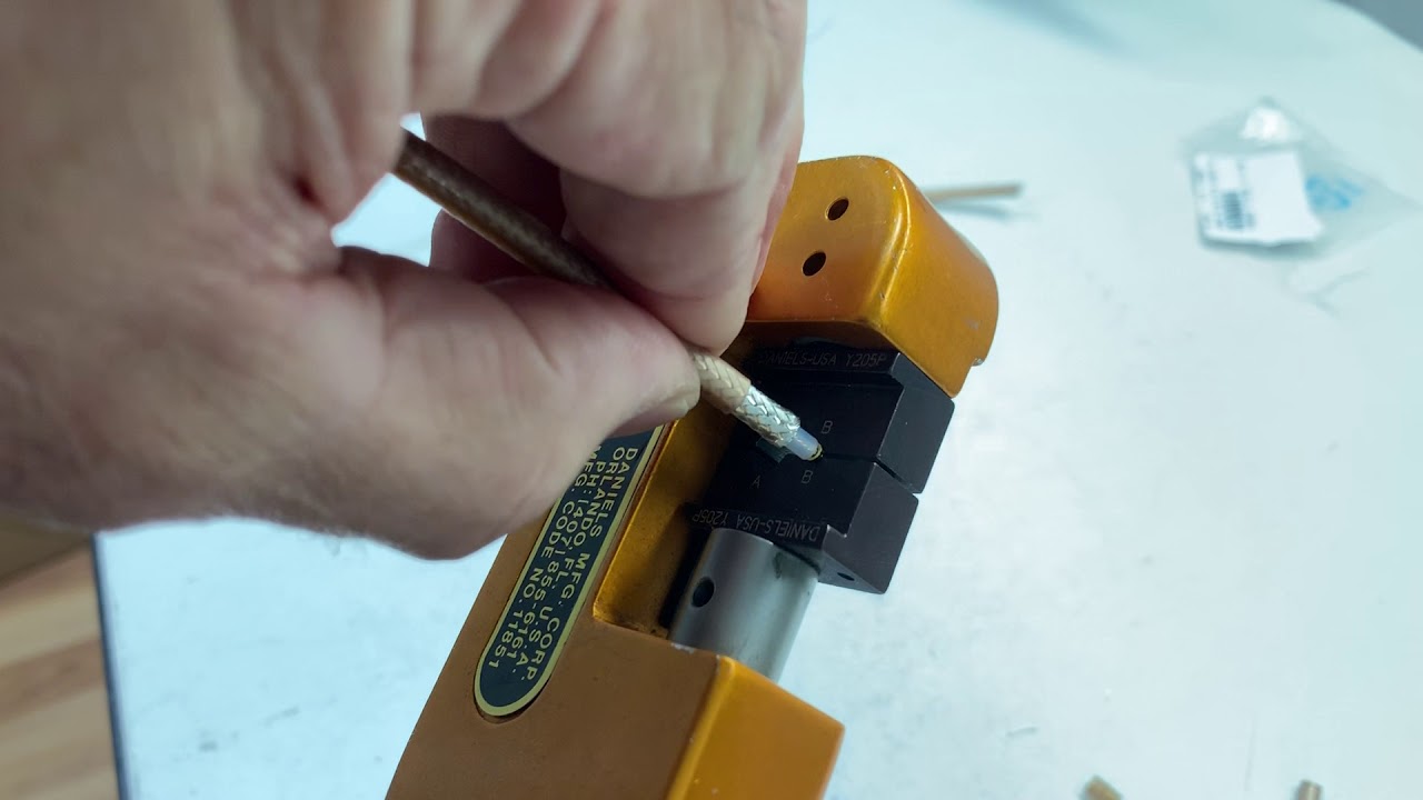 Crimping Amphenol BNC Connector on to RG400 Coax