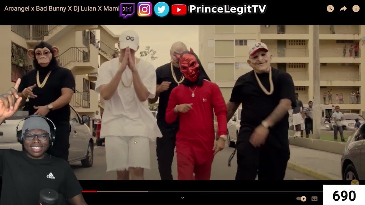 Reacting to Arcangel x Bad Bunny X Dj Luian X Mambo Kingz - Tu No Vive Asi [Video oficial]