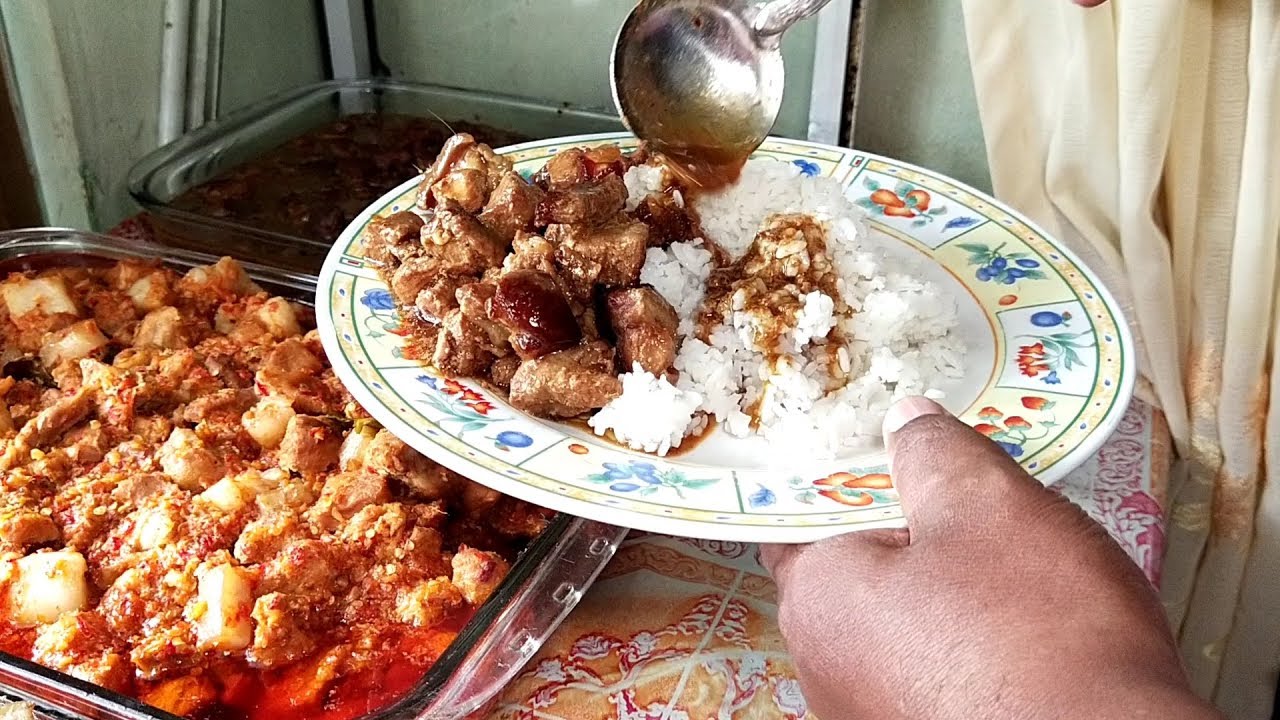 SARAPAN PAGI BABI KECAP DI TANJUNG PRIOK JAKARTA STREET FOOD KULINER MANADO
