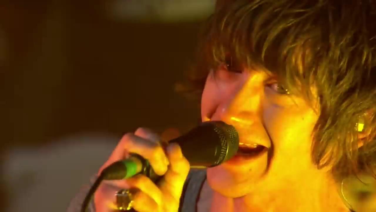 Arctic Monkeys - She's Thunderstorms - Live @ iTunes Festival 2011 - HD 1080p
