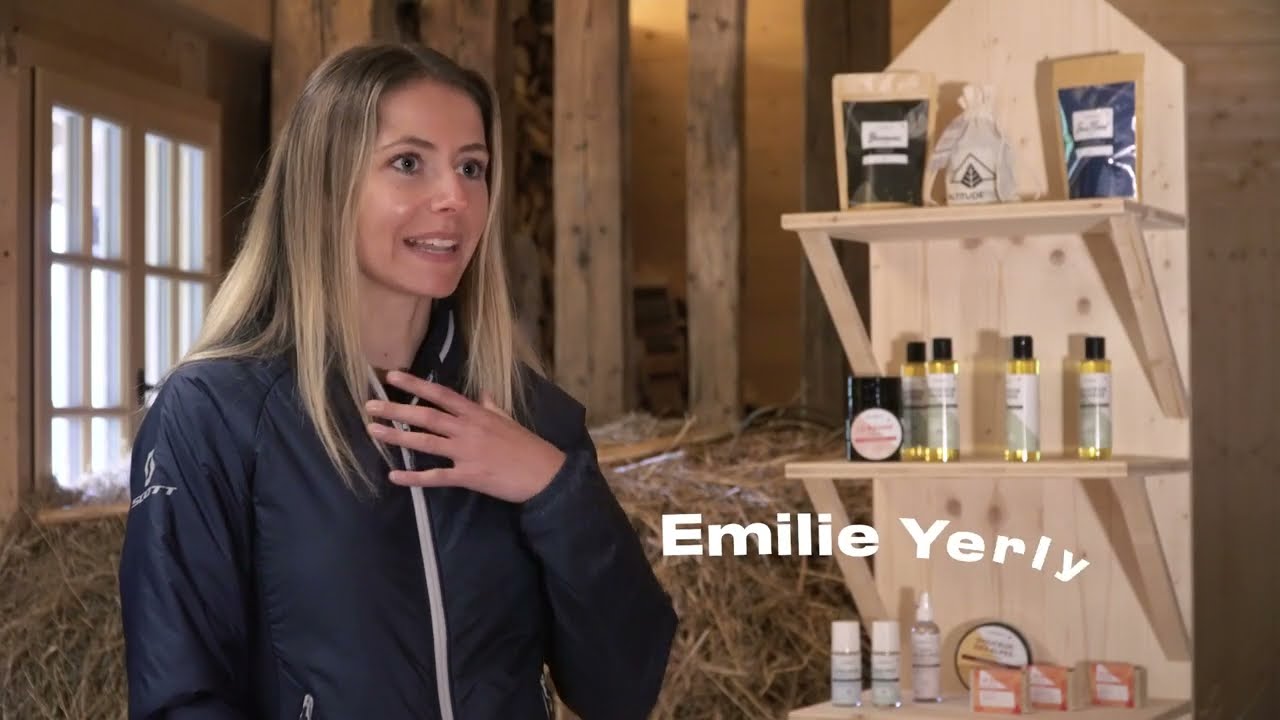 ALTITUDE1502 - EMILIE YERLY