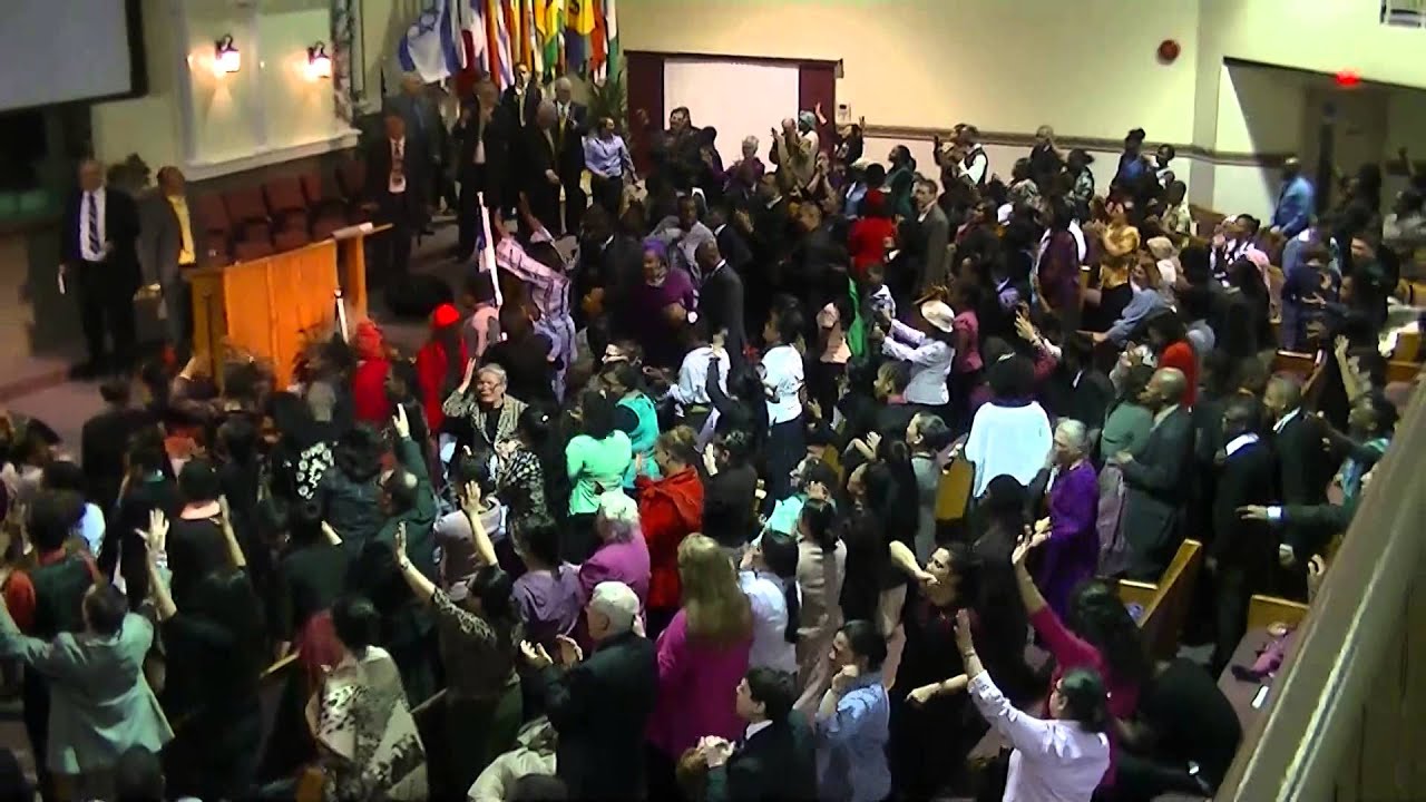 THE HOLYGHOST FIRE IS MOVING JUST LIKE A MAGNET......