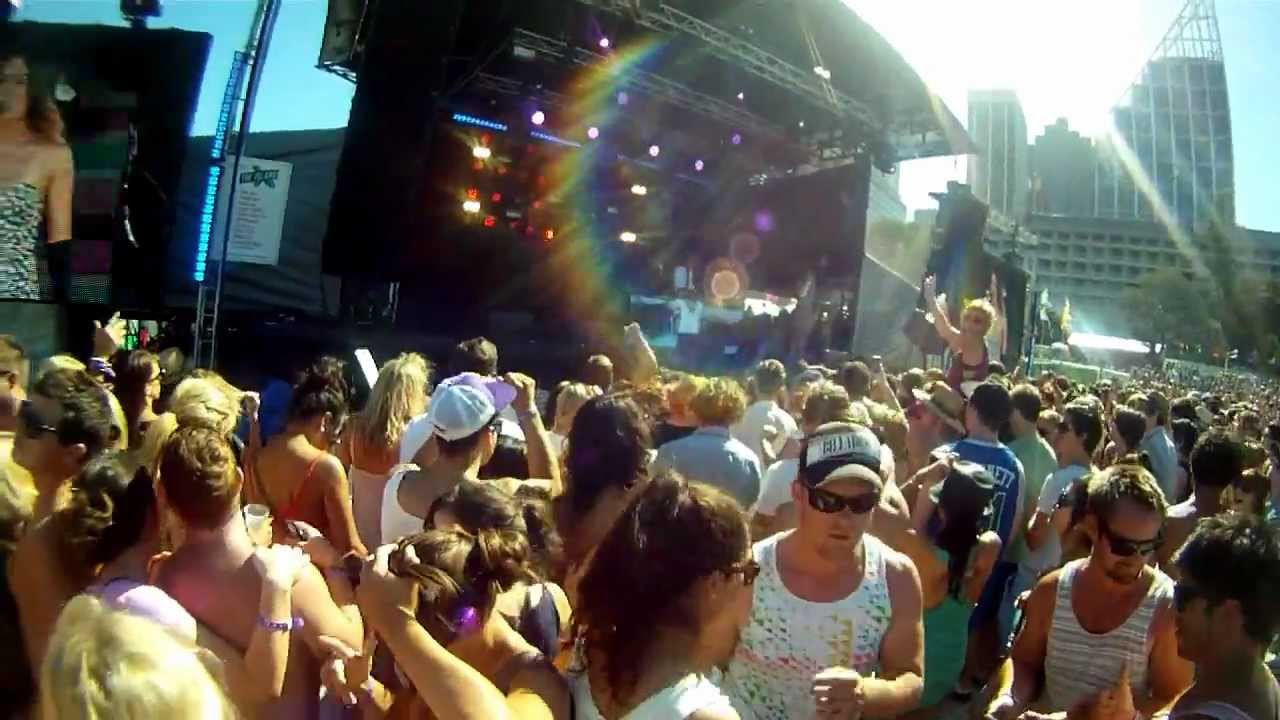 Flight Facilities - Foreign Language Feat. Jess live! @ Field Day 2012