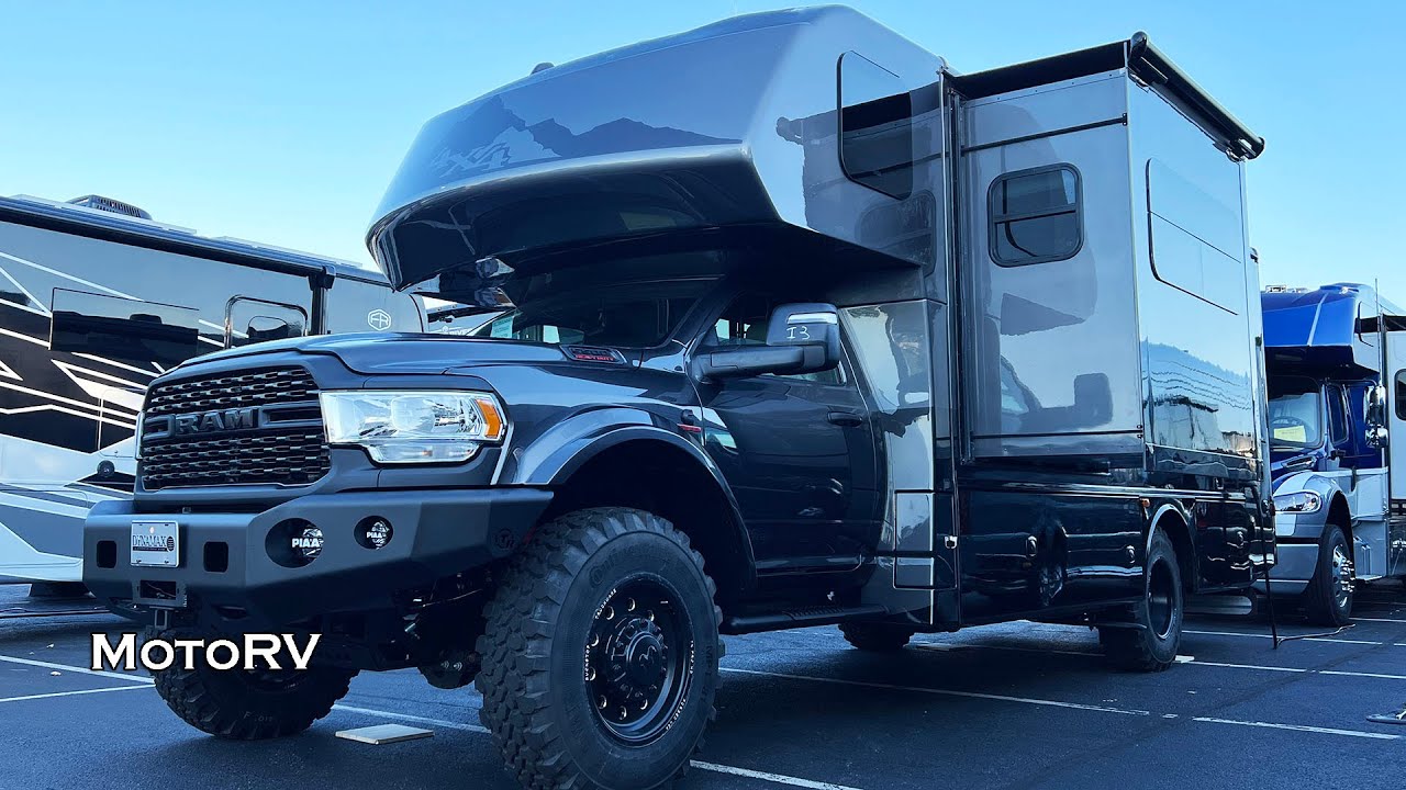 2025 Dynamax Isata 5 28SS RAM 5500 SLT 6.7L Turbo Diesel 4x4 Motorhome with Extreme Package