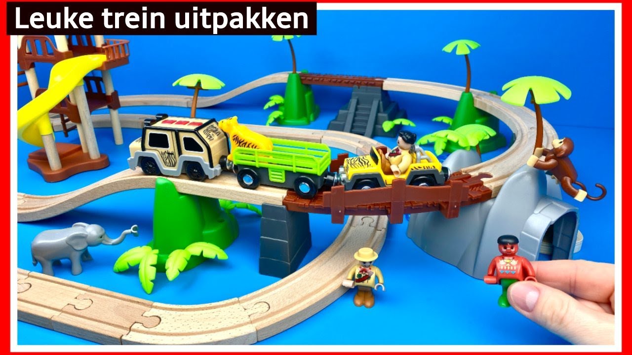 Speelgoed Trein van hout uitpakken | Family Toys Collector