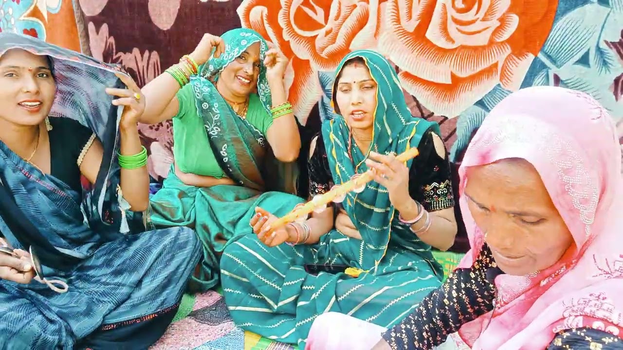 खटिया में झाड़ू लगे हमें नींद ना आवे।#viral #bhajan #trending #video 