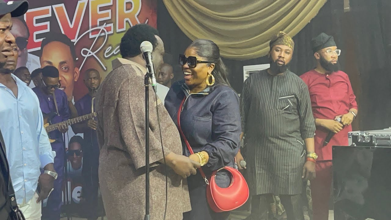 SHOCKING MOMENT BETWEEN OSUPA AND ACTRESS BIMBO OMO GETTO @DEWALE ALBUM LAUNCH 