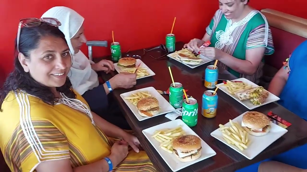 🇲🇦 Street Food Tasting in Agadir, Morocco