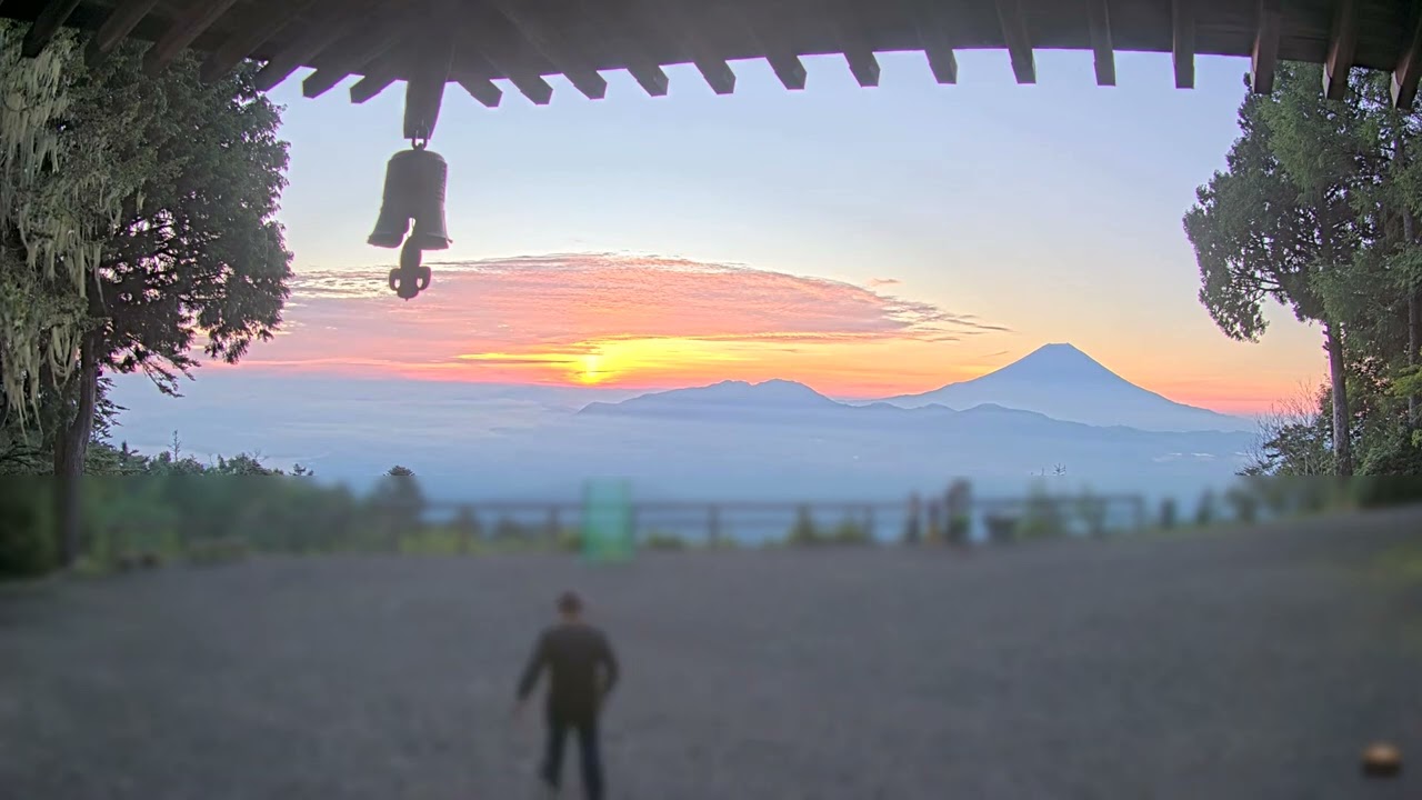 【4K】2025年7月25日 七面山（標高1,982m）から見た富士山