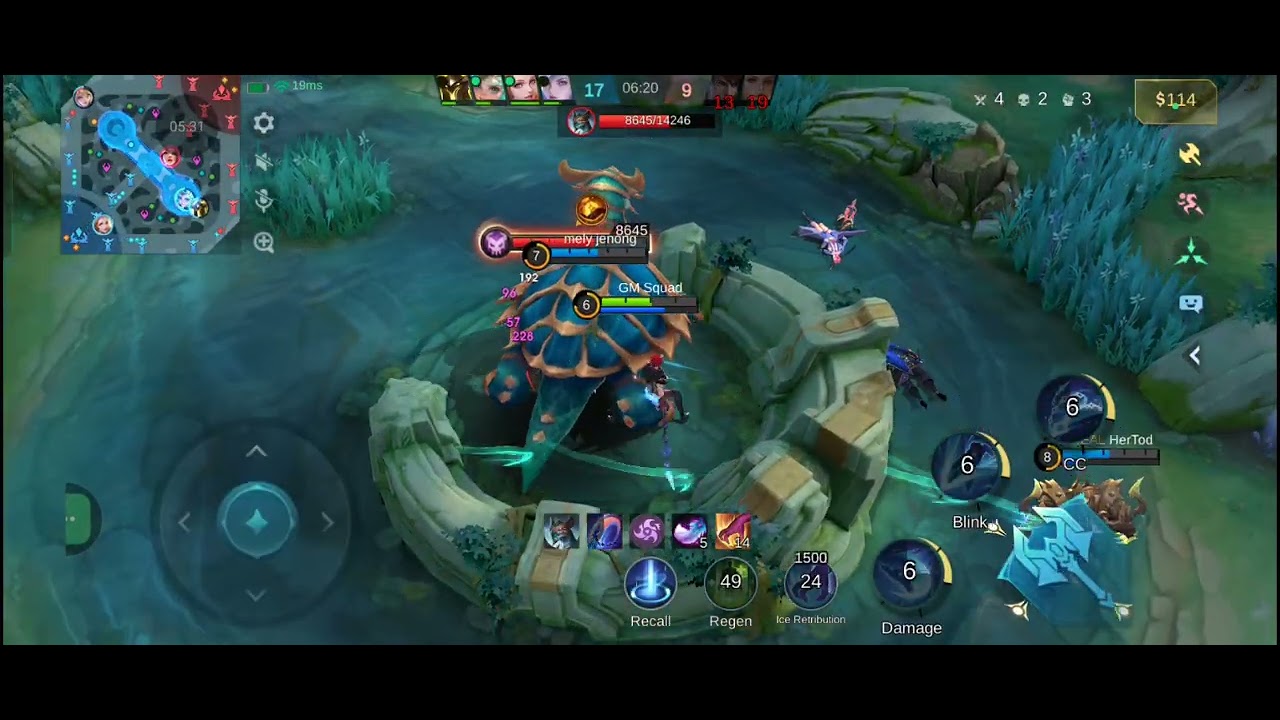 Playing Mobile Legend 👑