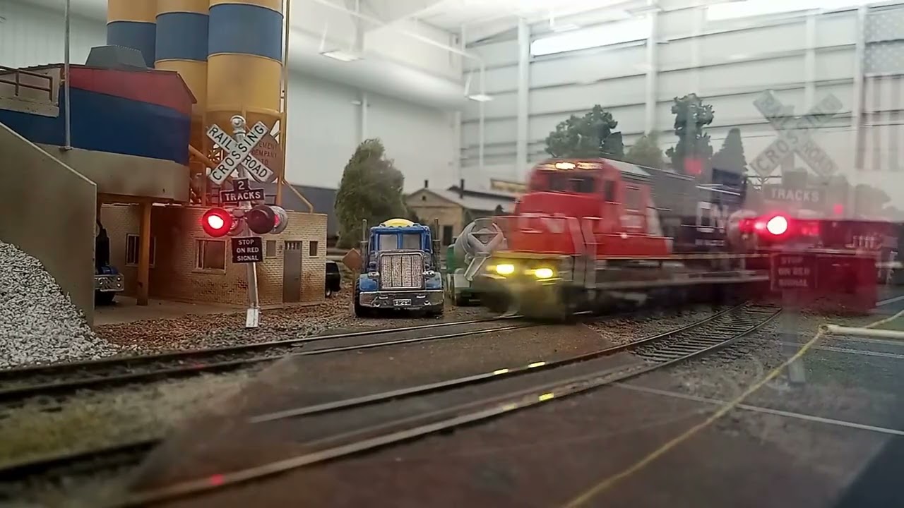 Railfaning Model CN, SOO LINE, BC RAIL, & GTW