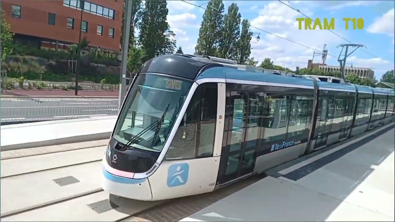 Tramway T10 RATP à la station Hôpital béclère
