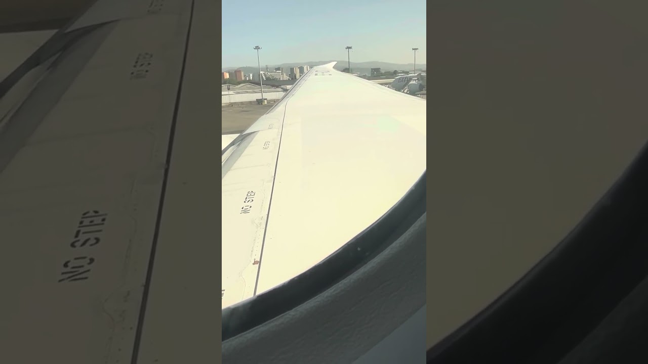 Ethiopian arilines ET861 take off from Addis Abeba to Brazzaville airport (Maya Maya)