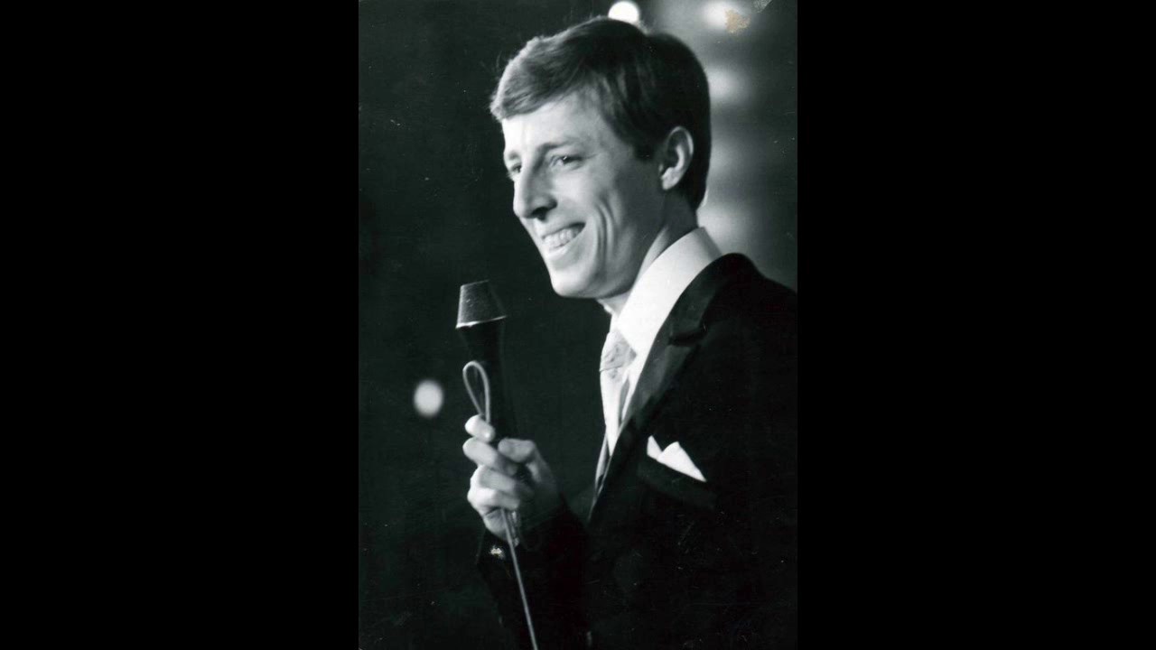 R&oacute;zs&aacute;k illatozzatok - Dobos Attila - 1968