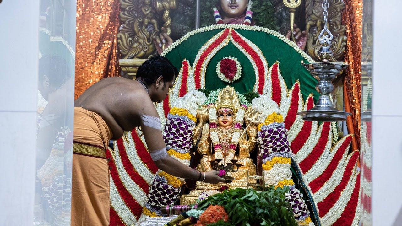 Sri Periyachi Amman Poojai - Sri Mariamman Karagam Procession at Sri Mariamman Temple