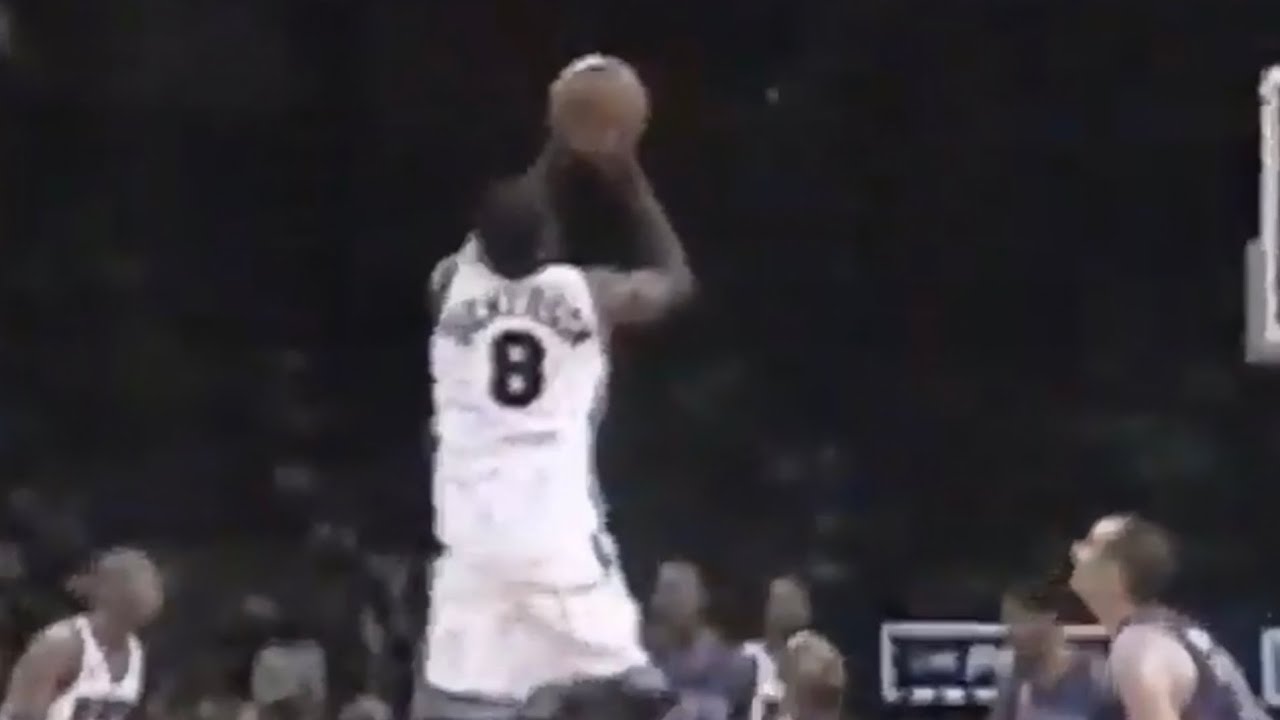 Michael Dickerson 15 pts vs Pistons (2001)