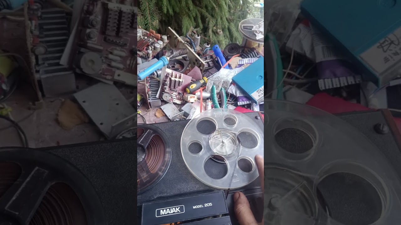 majak 205 prezentare albatros într-o cafenea