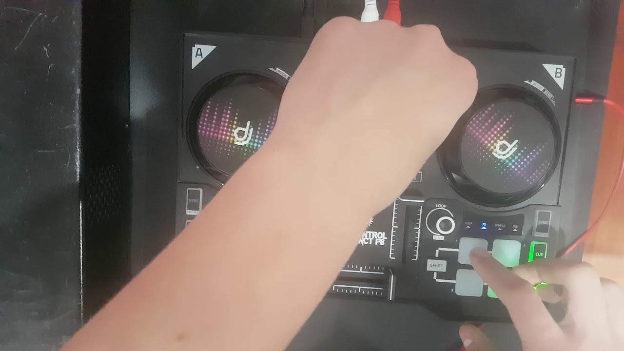 Mix on Hercules DJControl Instinct P8