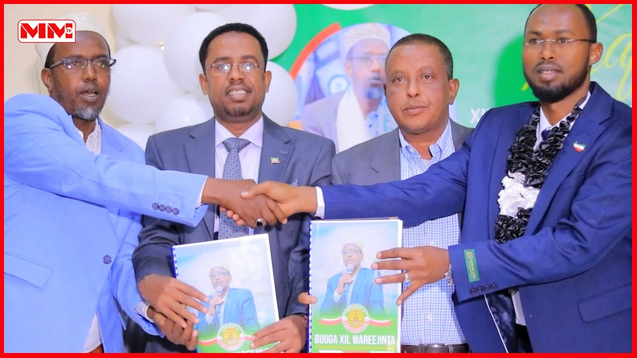 Maamulka waxbarashada ee Gobolka Togdheer oo lala kala wareegay.