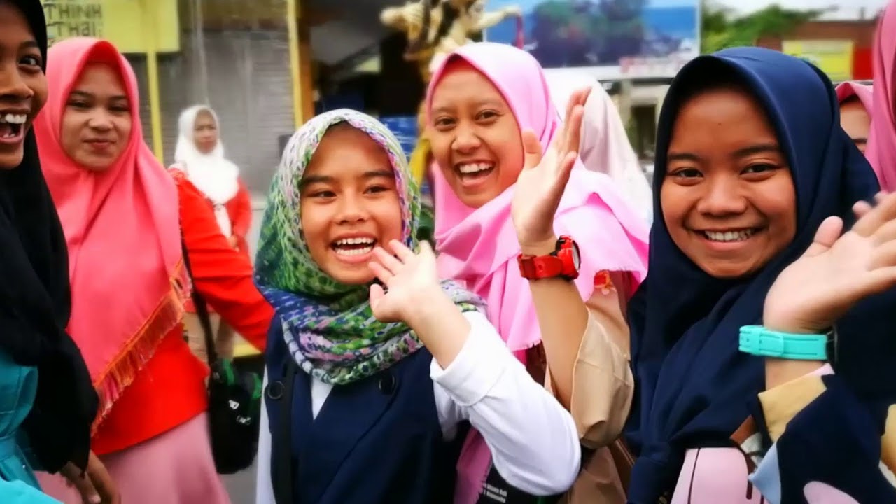 MAN 2 WONOSOBO WISATA RELIGI STUDY TOUR 2018