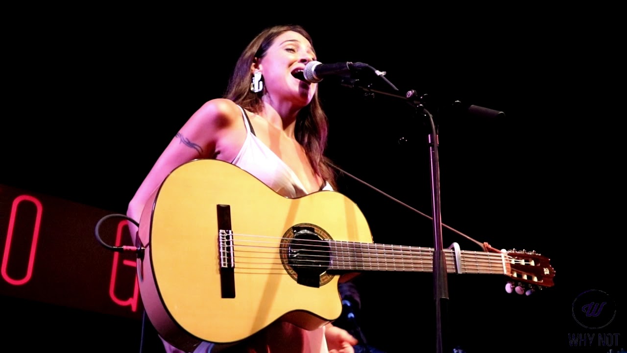 Georgina interpreta 'María' en la Sala Galileo Galilei - WHY NOT