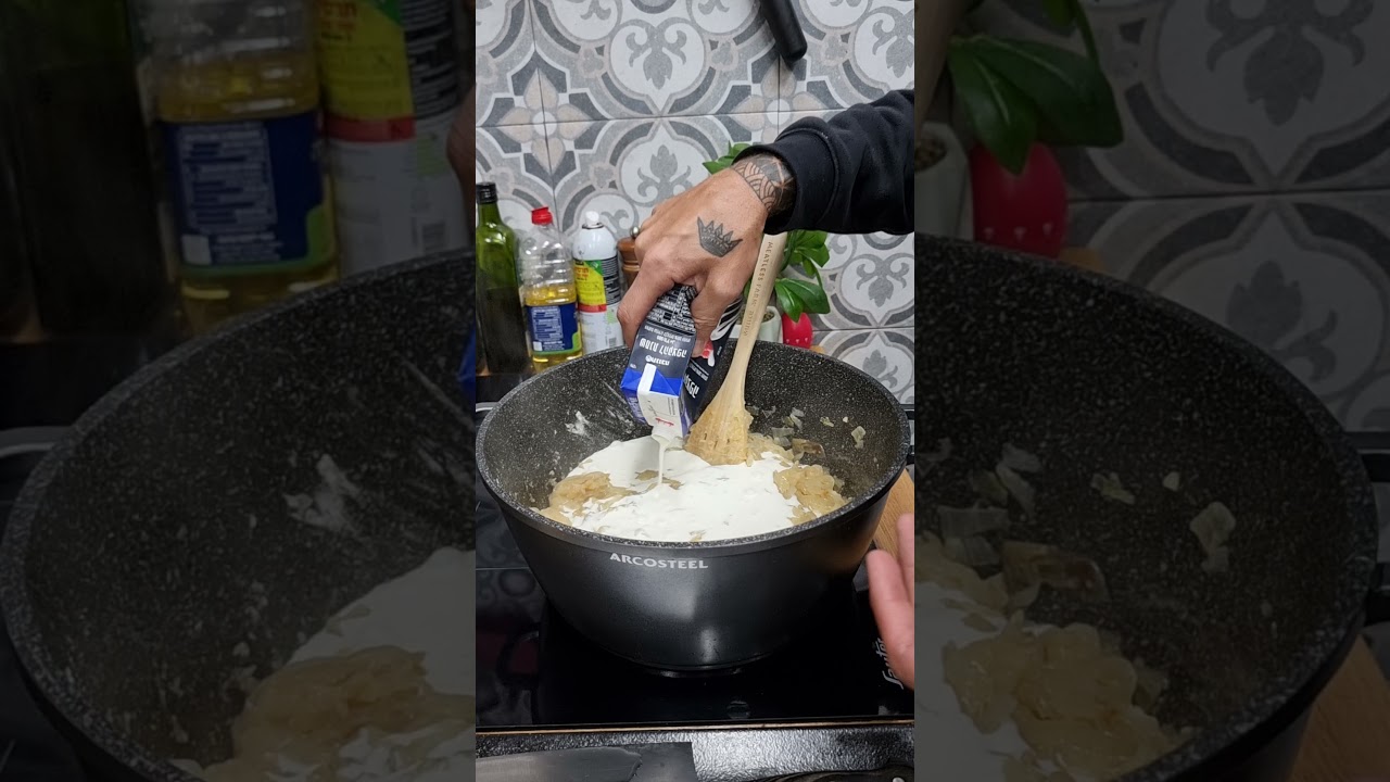 מרק בצל בסיגנוו צרפתי חלבי באהבה לכולם תומר תומס חבר שלכם💚