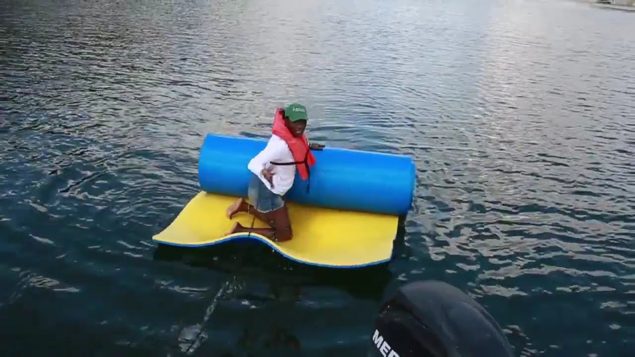How to properly roll your lily pad