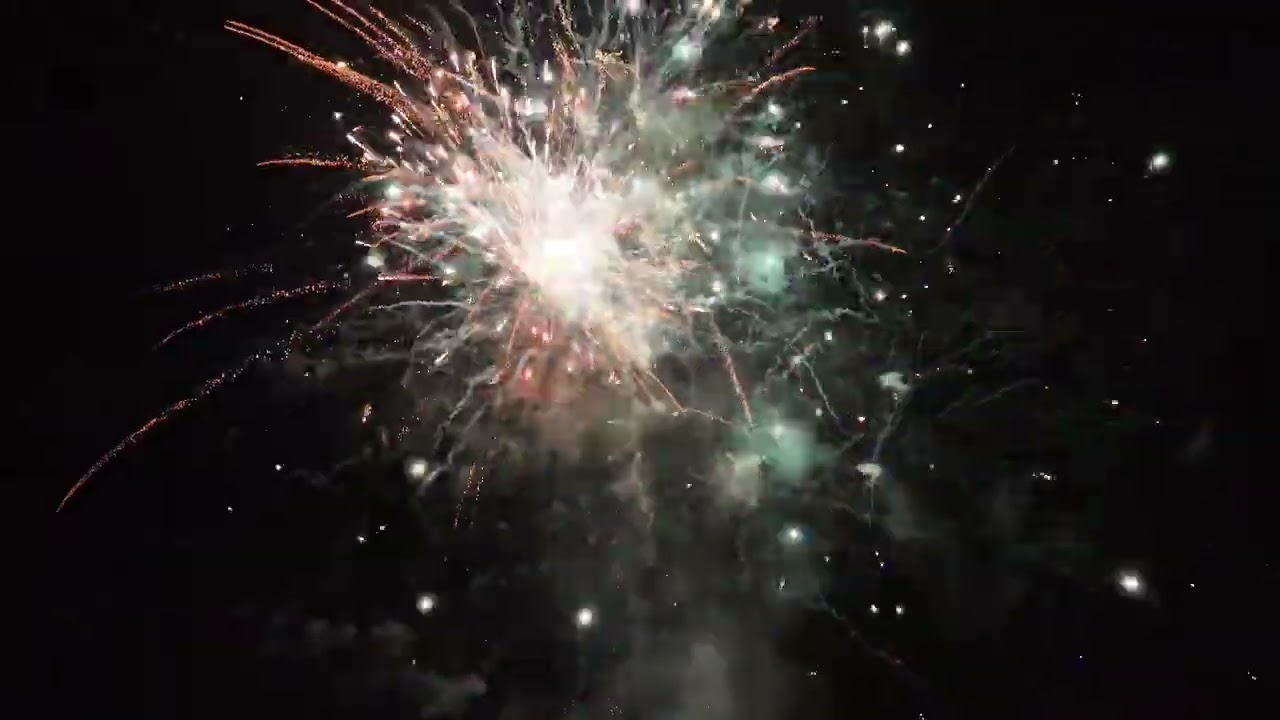 FEUX D'ARTIFICES LA TOUR D'AIGUES DOMAINE DE LA CASTELETTE DIMANCHE 14 DECEMBRE 2025 MARCHE DE NOEL