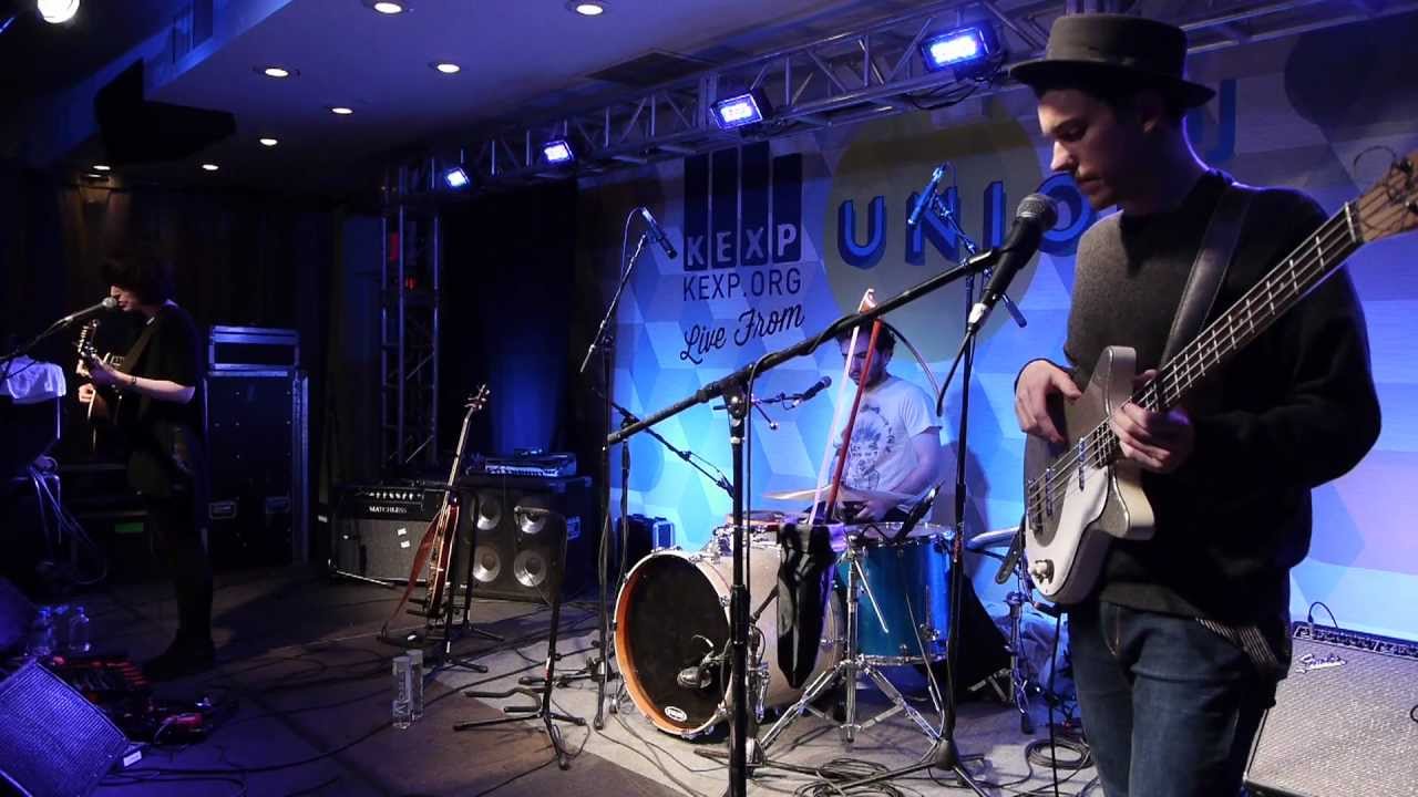 Daughter - Candles (Live on KEXP)