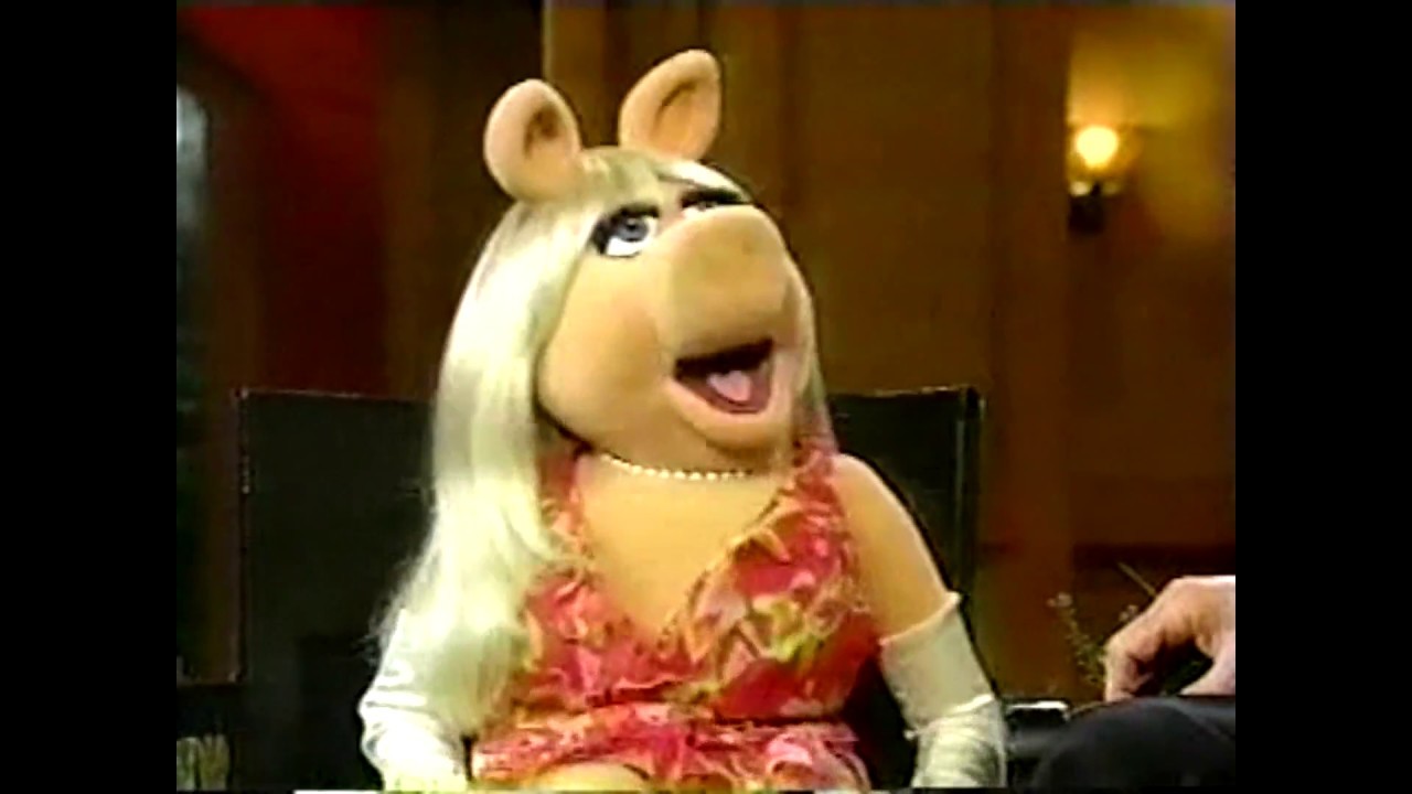 Miss Piggy on Live with Regis and Kelly - May 19, 2005