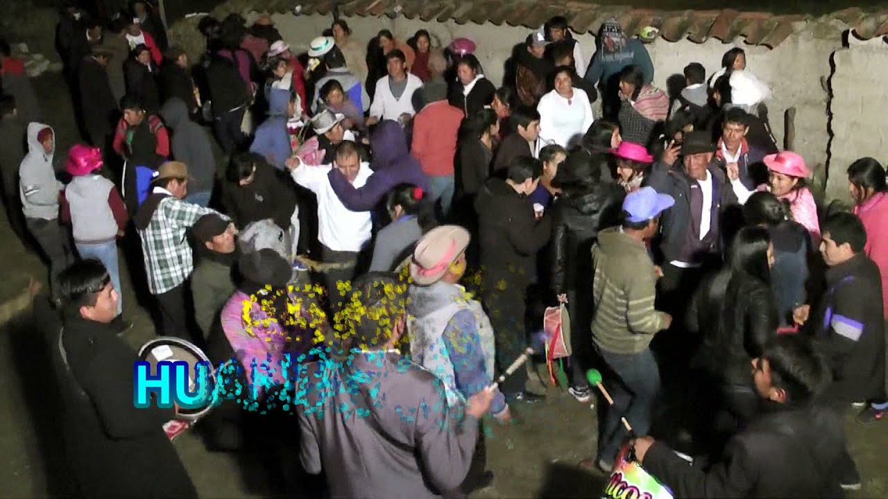 SANTIAGO COSTUMBRISTA EN HUANDO - HUANCAVELICA