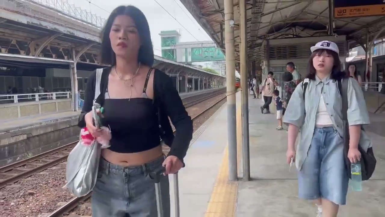 20250829@115次E500型自強號台南站進站(岡山粉絲親自拍攝)