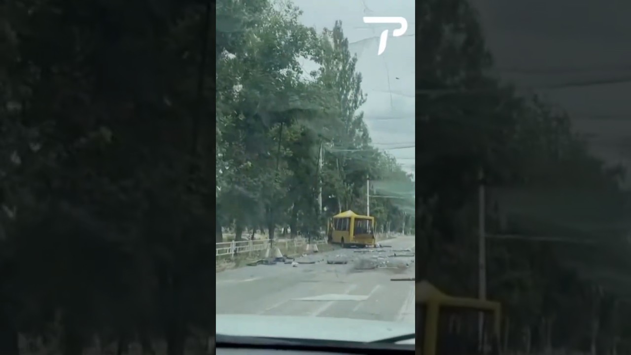 Russian Drone Strike Hits Civilian Minibus in Kherson, Eight Injured