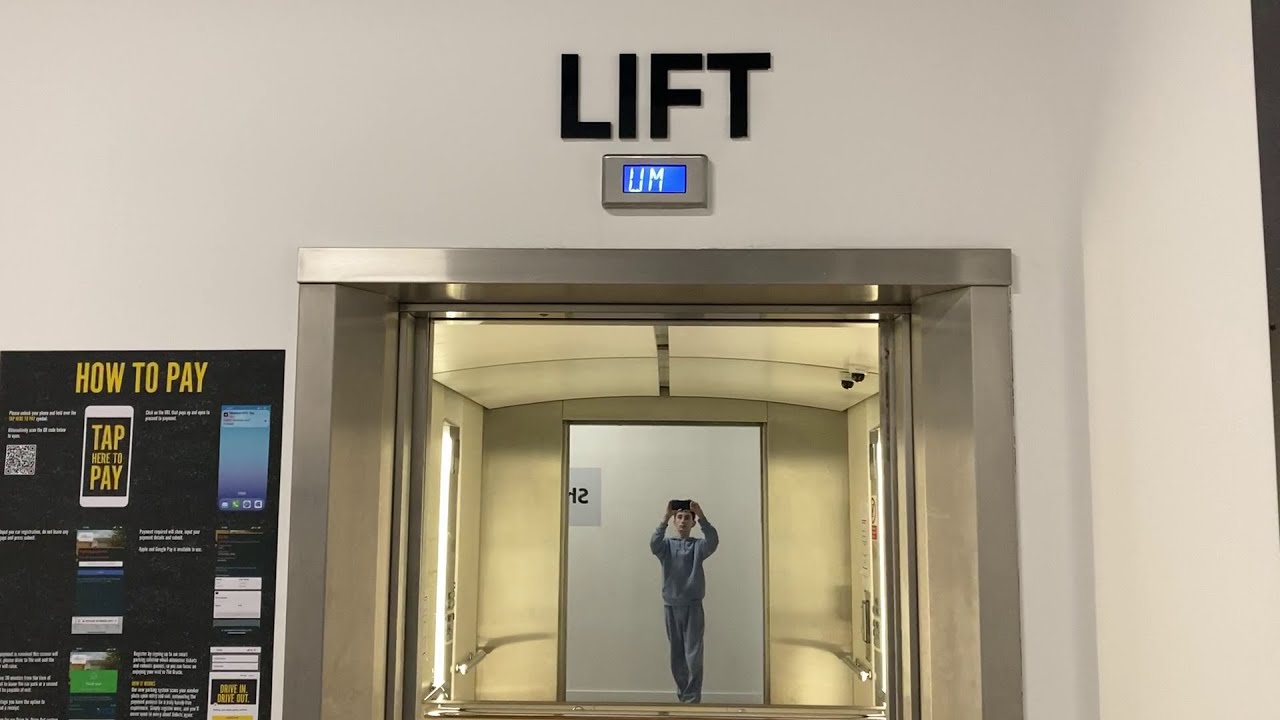 Characterful! OTIS 2000 VF (1999) Lifts at The Oracle / Reading #lift #elevator