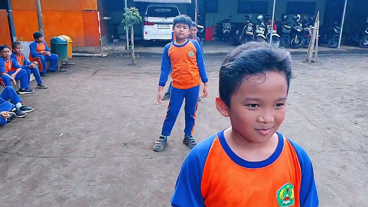 PENDIDIKAN PANCASILA - PERMAINAN TRADISIONAL 👬👭