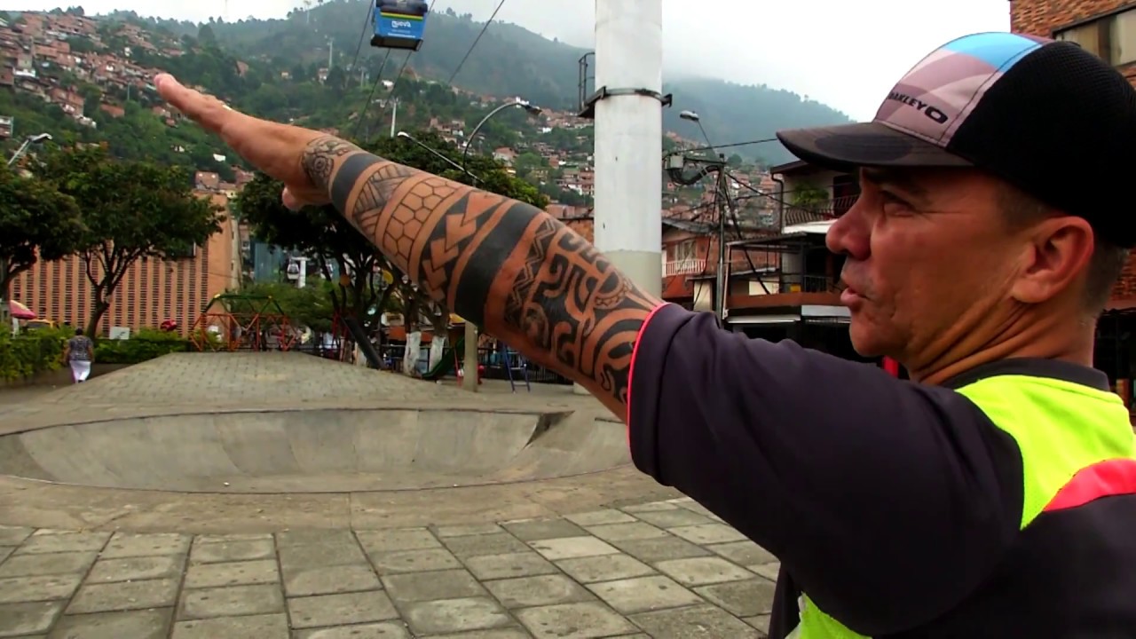 Capítulo 1 - Barrio Futbolero: Santo Domingo Savio [Del Barrio a La Cancha 2018] Telemedellín