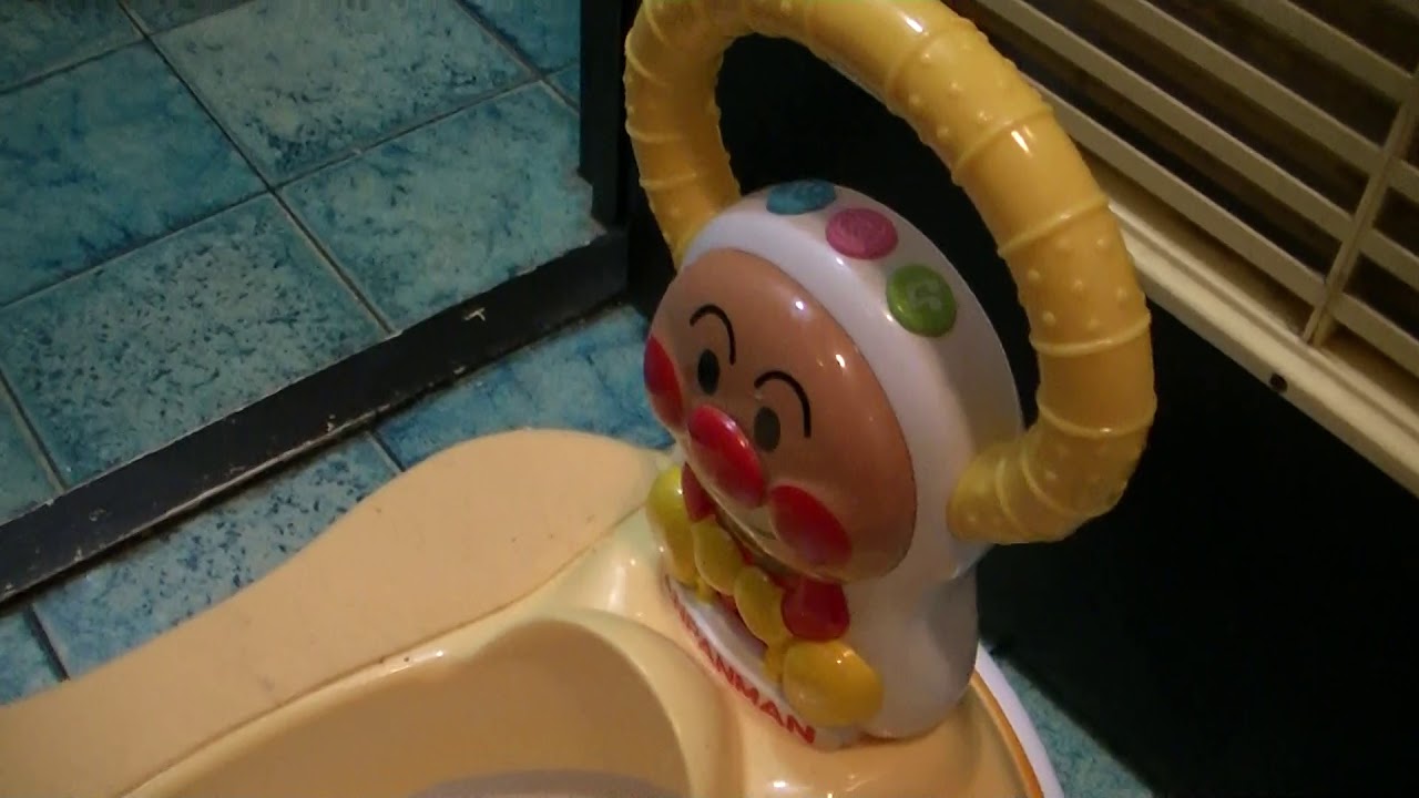 おまる！！トイレトレーニングに！！ちょっと高かったけど買ってよかった！！あんぱんまんの５ＷＡＹおまる！！おすすめです！！ネット通販レポート！！
