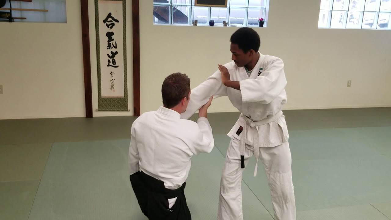 Kata Dori -- Sutemi ( Basic Technique)