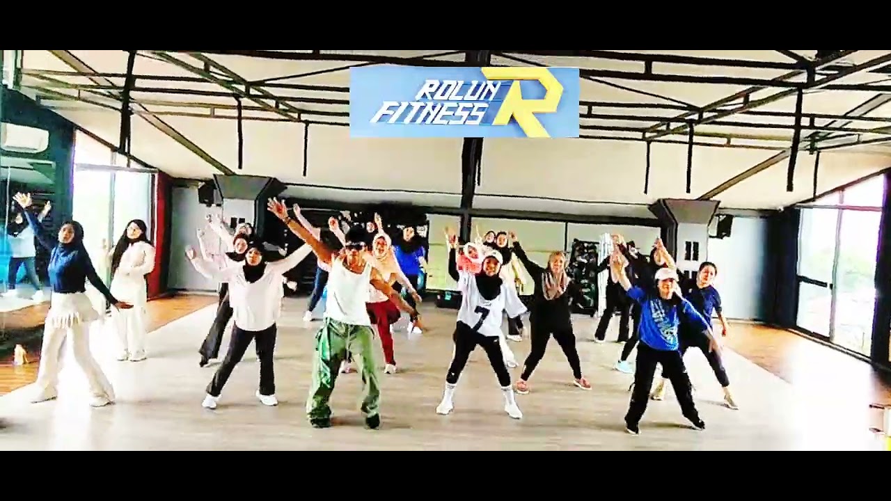 TRAUMA DJ PANDA Choreo by Zin Adi Justnothing #zumba #senamkreasi #dancefitness