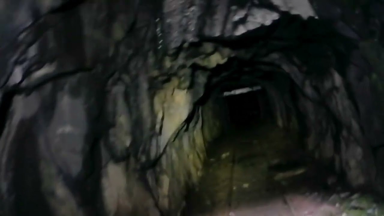 Foel Grochan slate mine explore