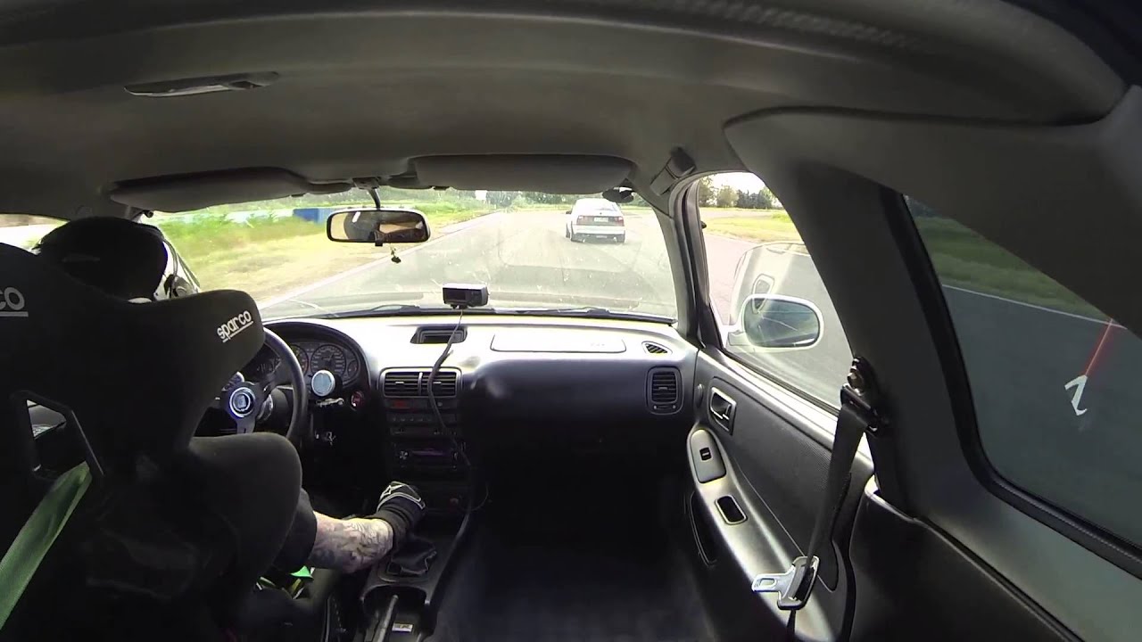 Honda Integra vs Opel Vectra @ SRC