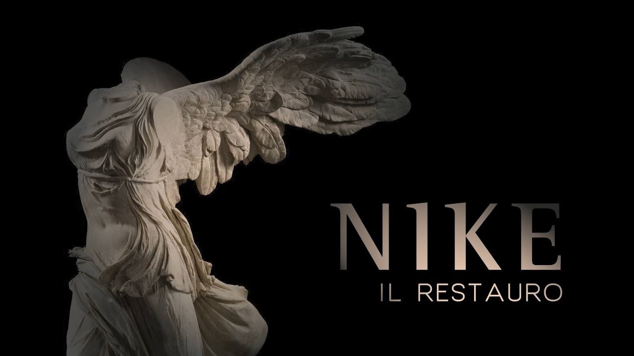 Restauro del calco in gesso della Nike di Samotracia