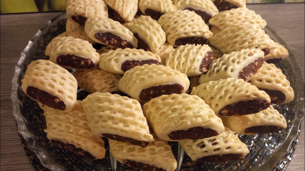 Gâteaux Aux Dates/حلوة التمر بعجينة هشة روعة