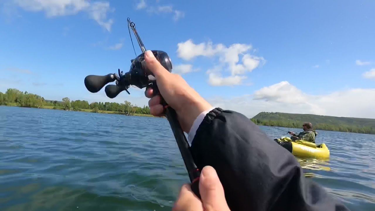 Brochet en float tube lac de poses
