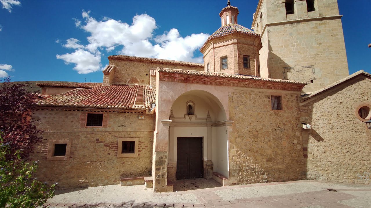4K - Albarrac&iacute;n, Pueblo medieval. Teruel