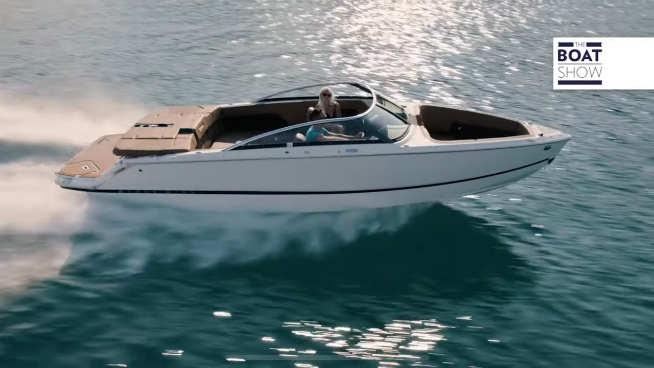 FOUR WINNS H4 - Walk Through Motor Boat at Palm Beach Boat Show 2022 - The Boat Show