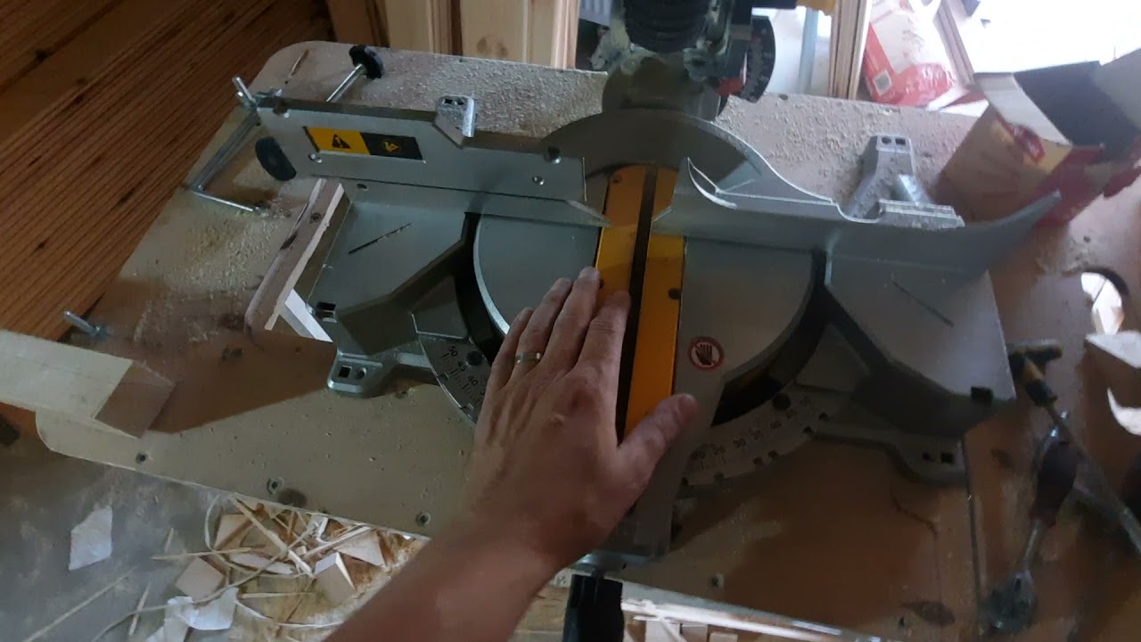 dewalt  DWS 713 -ks