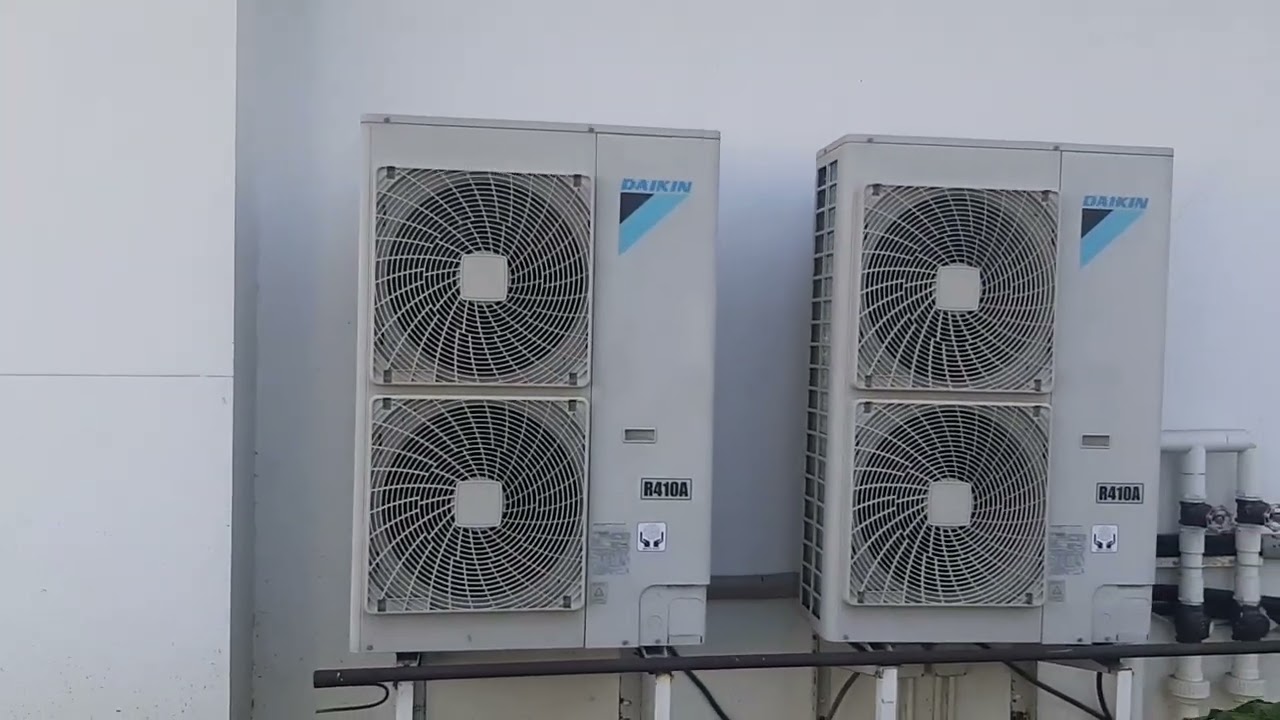 Air conditioner Heaven! Many Daikin Air conditioners and other more Daikin units
