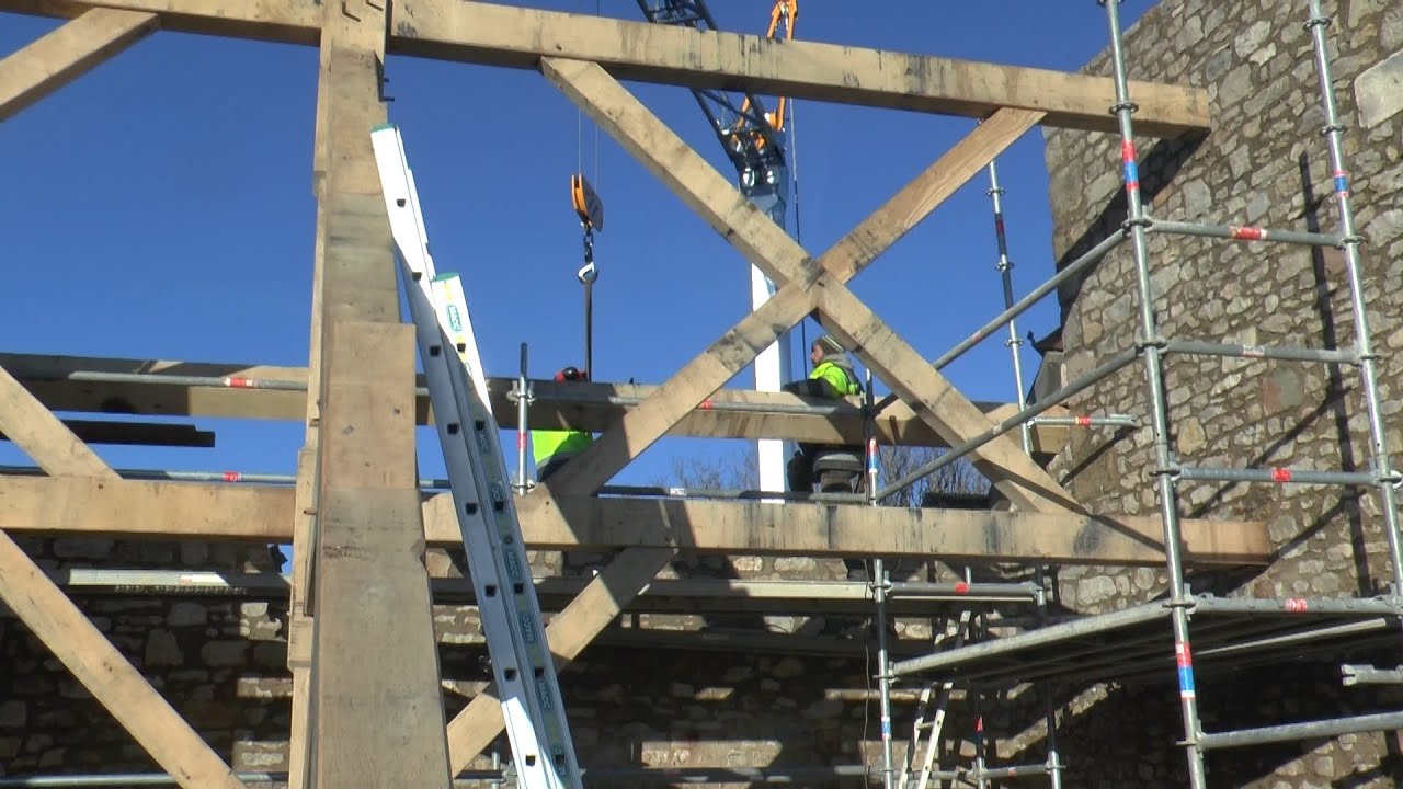 TRAVAUX CHATEAU TRANCHE 2 COUVERTURE EPISODE 7 CROIX DE ST ANDRE ET PANNES